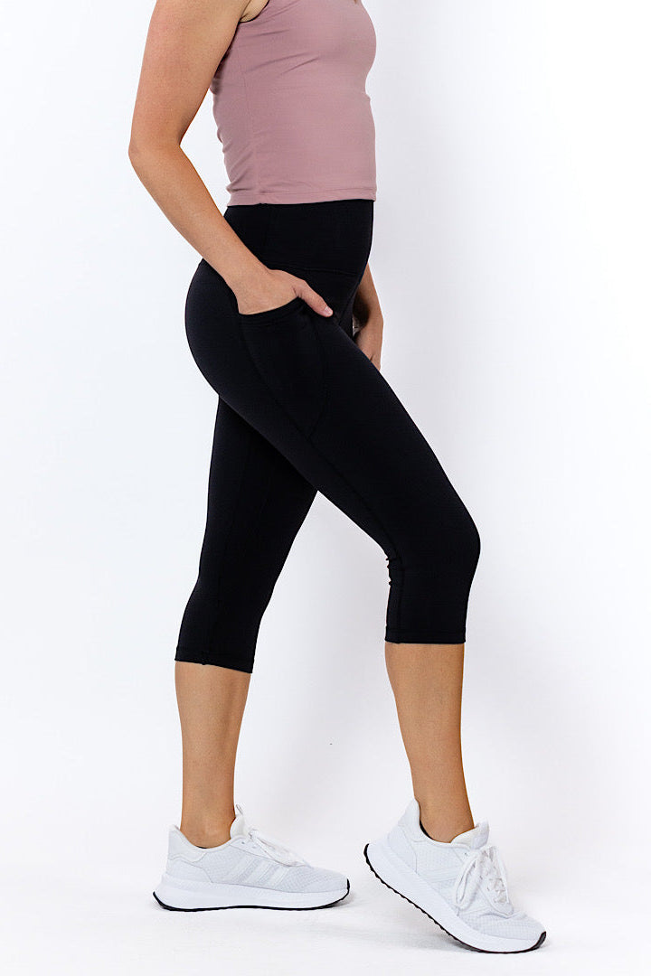 Alexis 3/4 Length High-Waisted Tight - Black