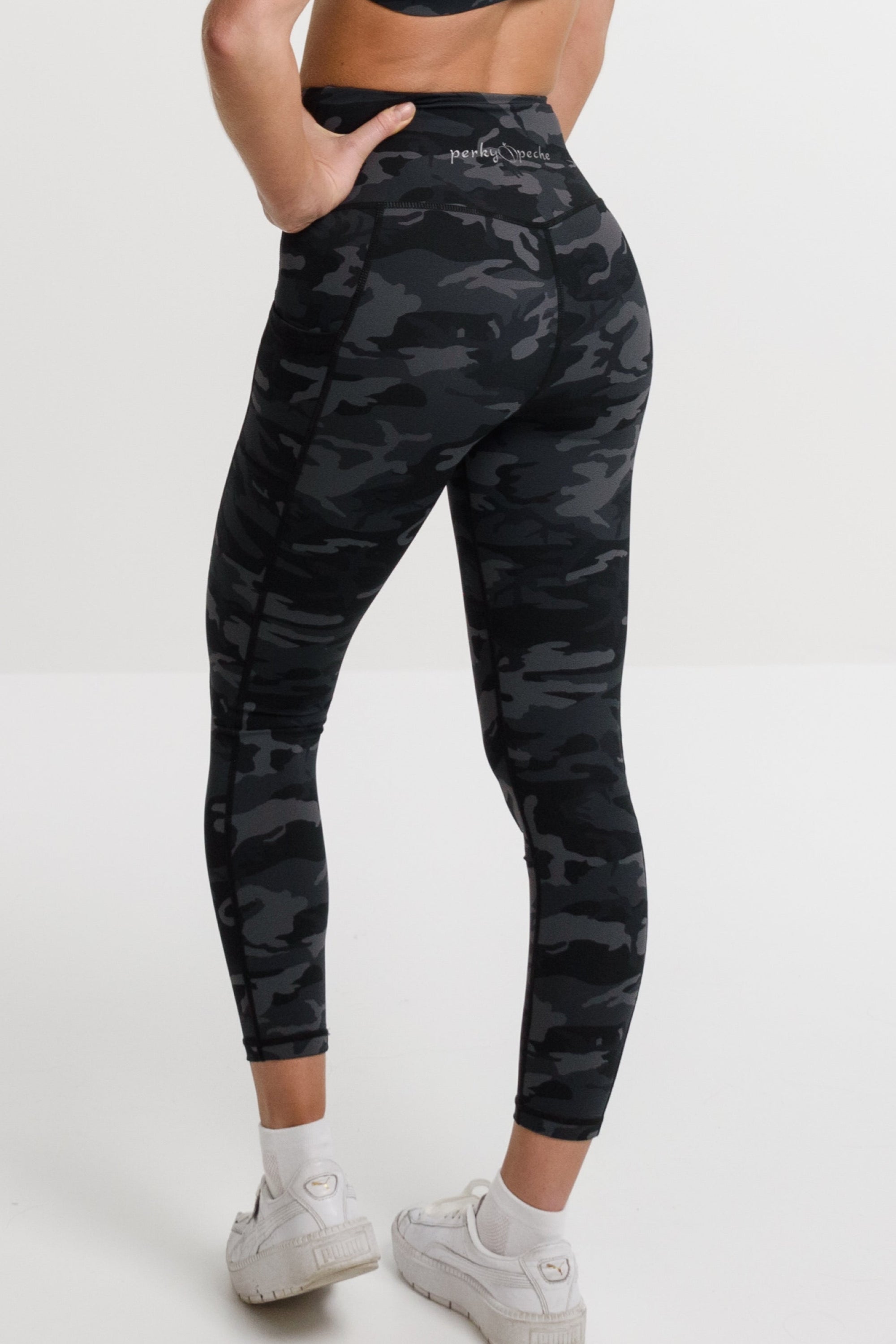 Lola Tight - Full Length - Black Camo